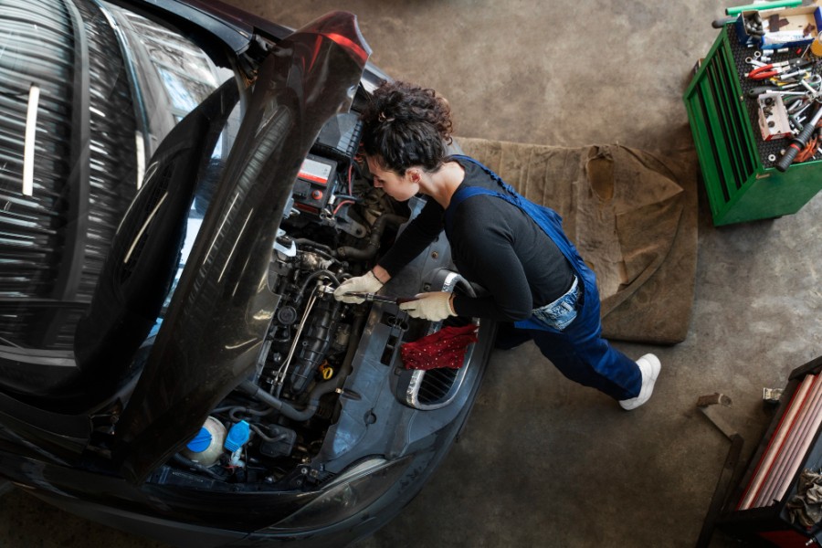 Navigating Audi RS Q8 Repair Shops Near Me: Ensuring Top-notch Service for Your High-Performance Vehicle